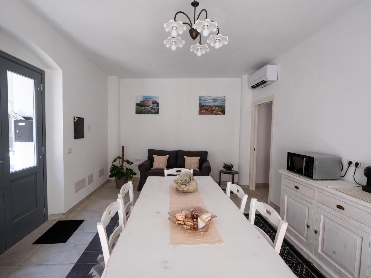 Affittacamere Solki Sant'Antioco Ngoại thất bức ảnh